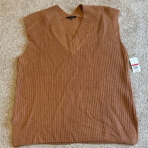 Staccato Women’s V-Neck Sweater Vest